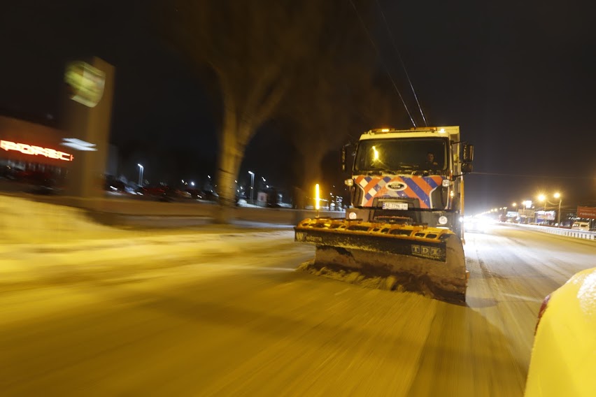 Снегопады в Украине: как областные центры справляются со снежным циклоном